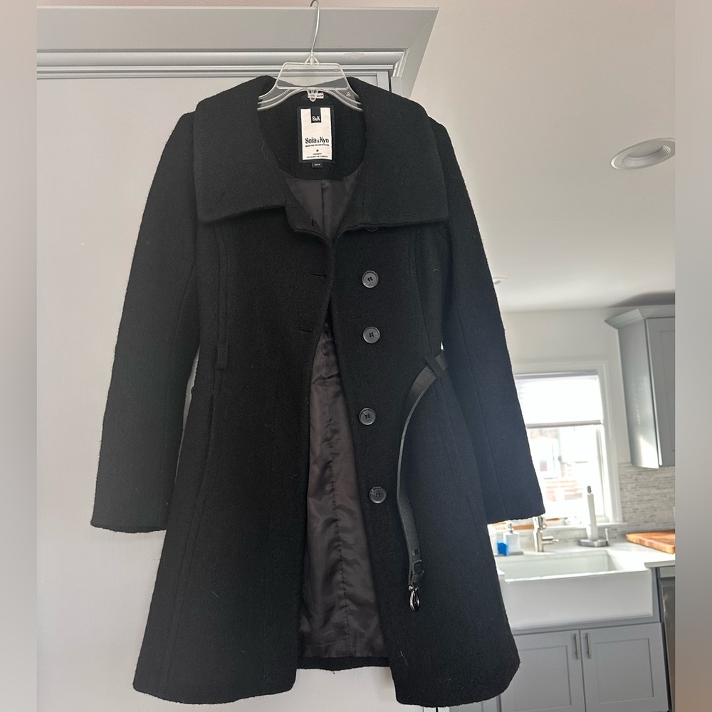 Soia & Kyo Luxury Coat with belt buckle (XS)